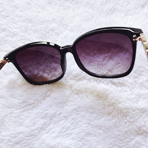 Joanne Black Square Sunglasses - Picture 10 of 13